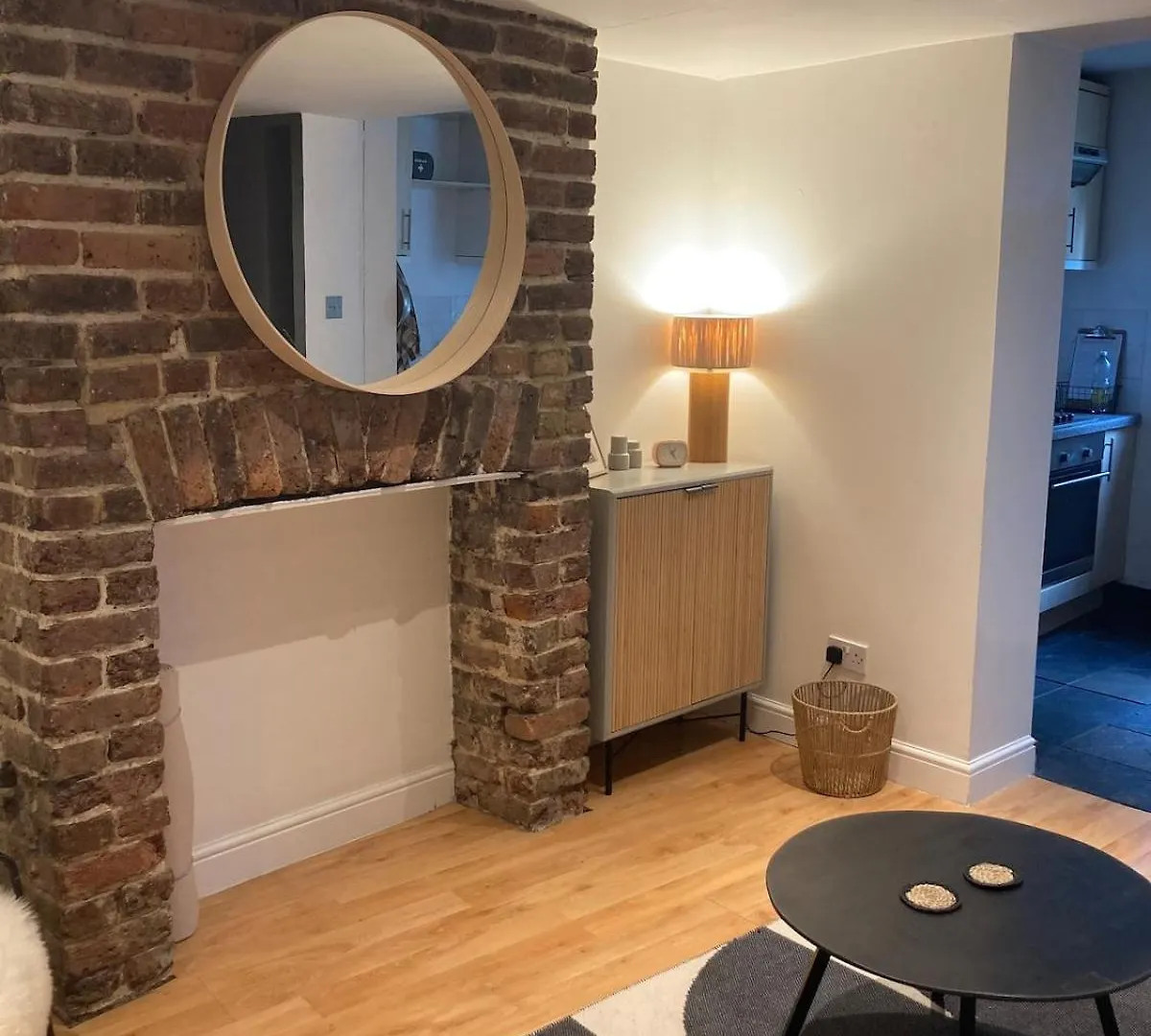 شقة Rose Retreat Stylish 2-Bed Garden Haven In The Heart Of برايتون