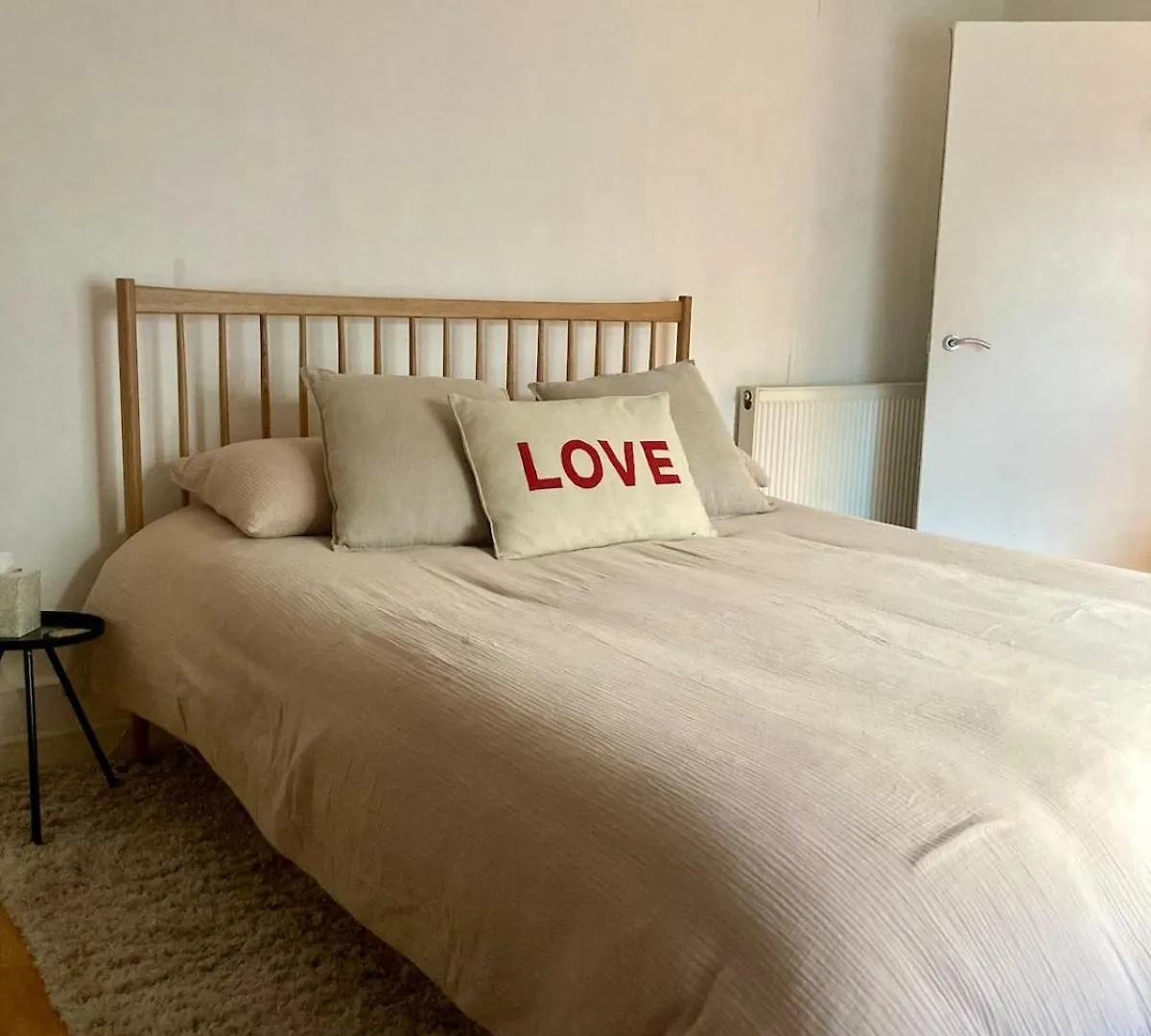 شقة Rose Retreat Stylish 2-Bed Garden Haven In The Heart Of برايتون المملكة المتحدة
