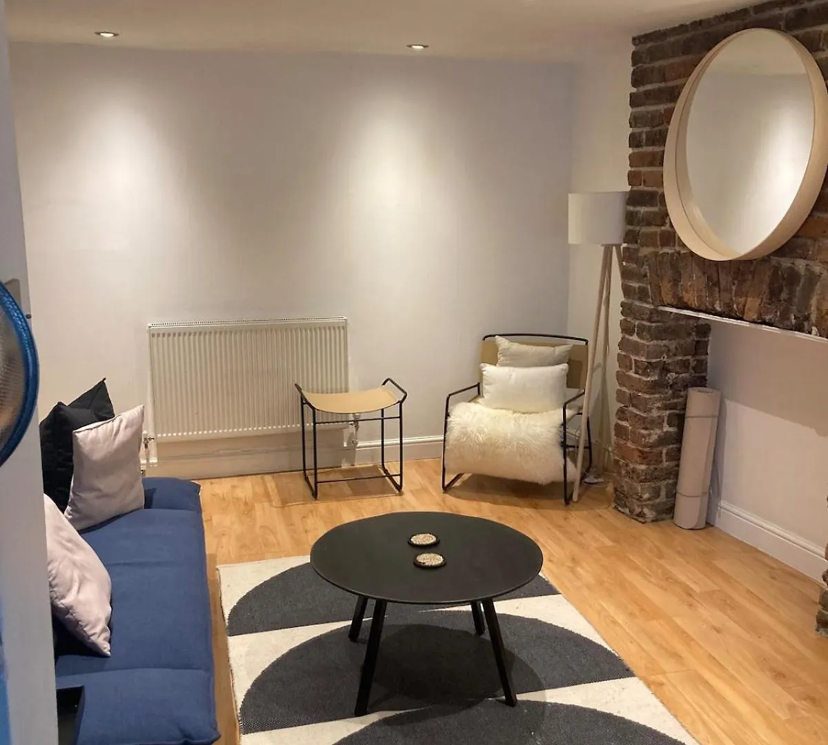 شقة Rose Retreat Stylish 2-Bed Garden Haven In The Heart Of برايتون